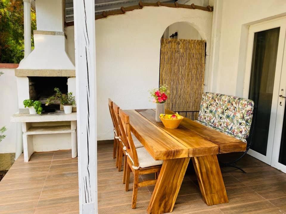 לוזנטס Friends Family Hotel מראה חיצוני תמונה