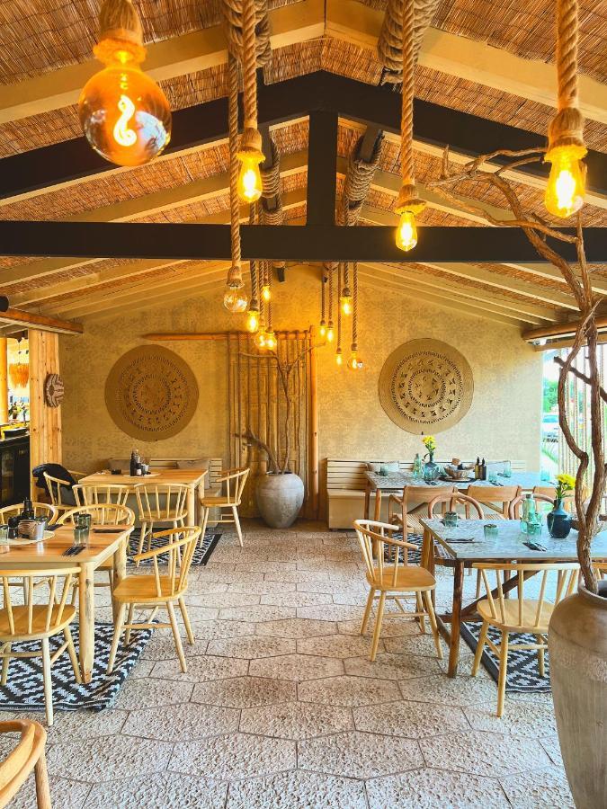 לוזנטס Friends Family Hotel מראה חיצוני תמונה